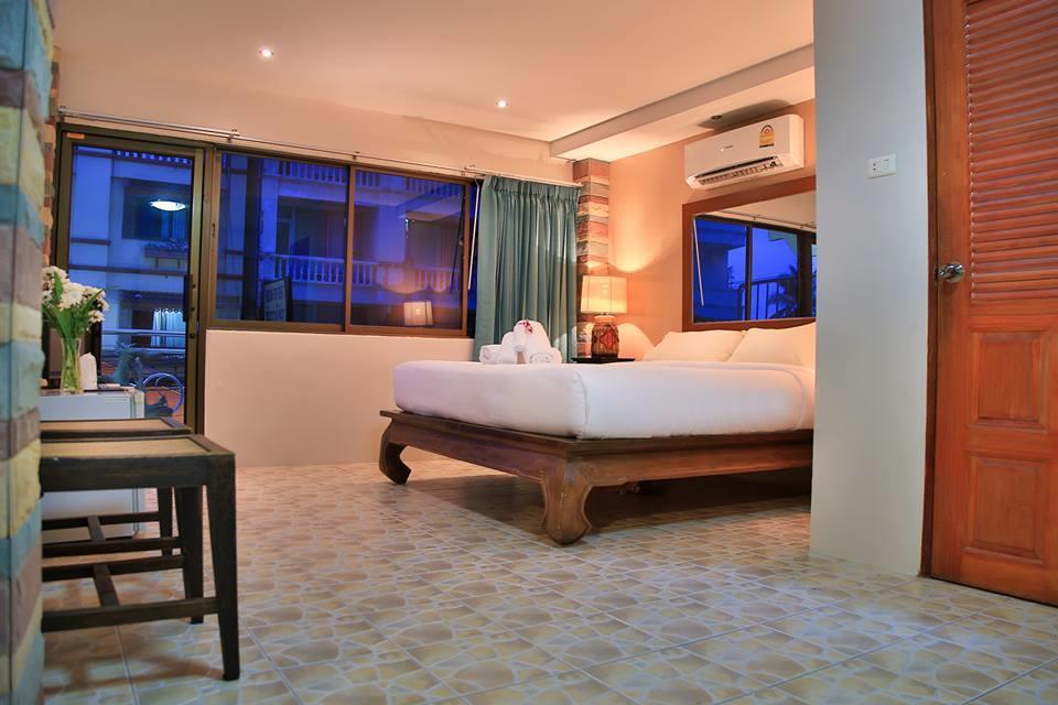 Avenue Beach Hotel Praia de Jomtien Exterior foto